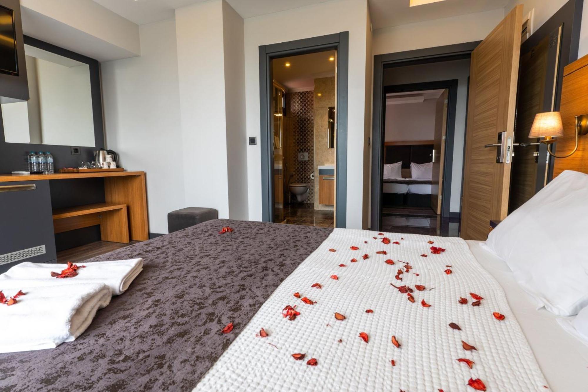 Emay Otel Trabzon Esterno foto