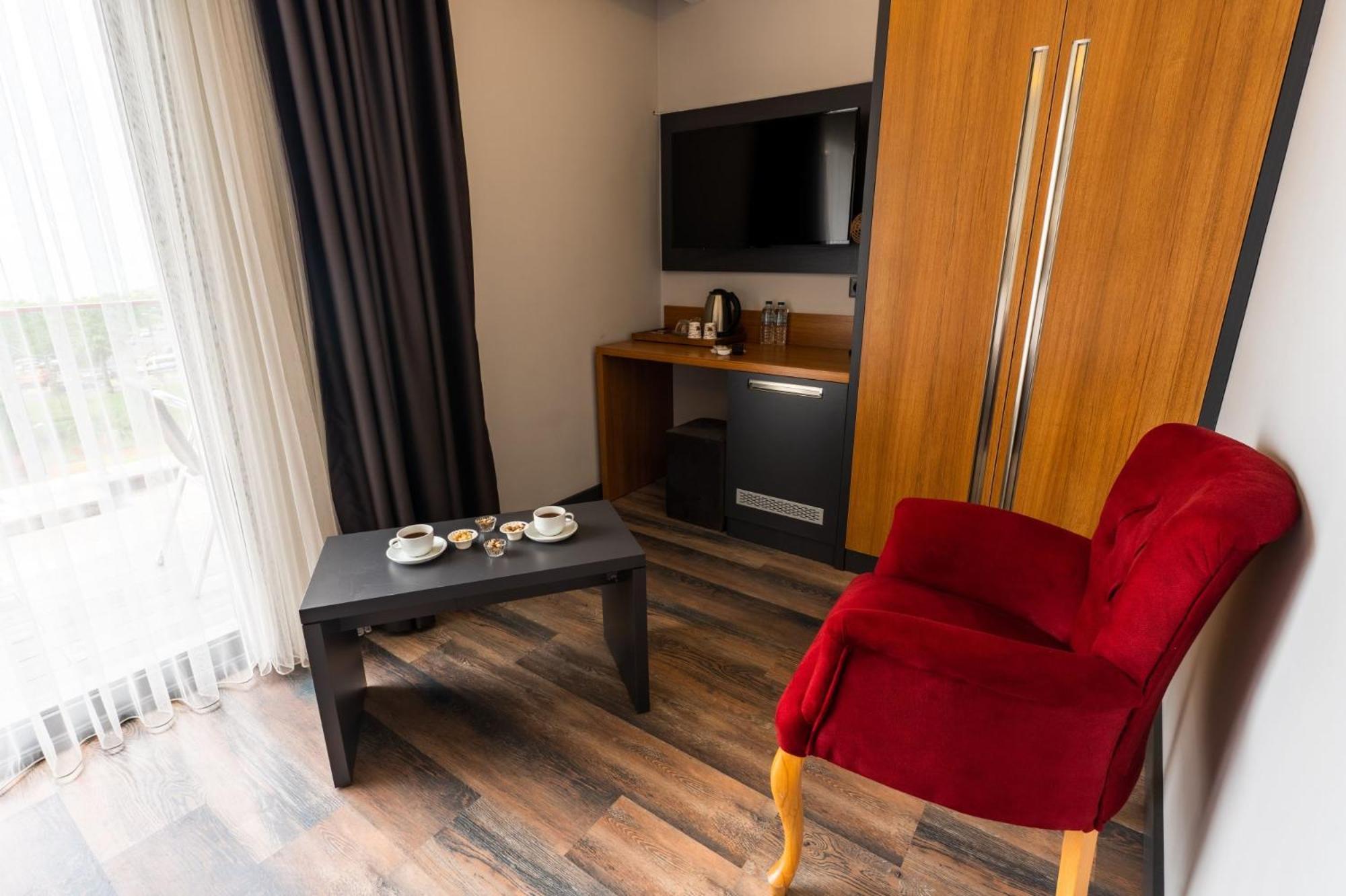 Emay Otel Trabzon Esterno foto